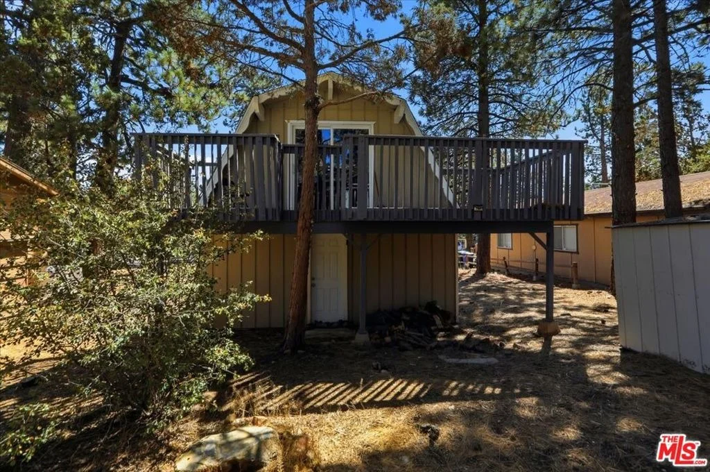 Photo of 550 Pine Lane