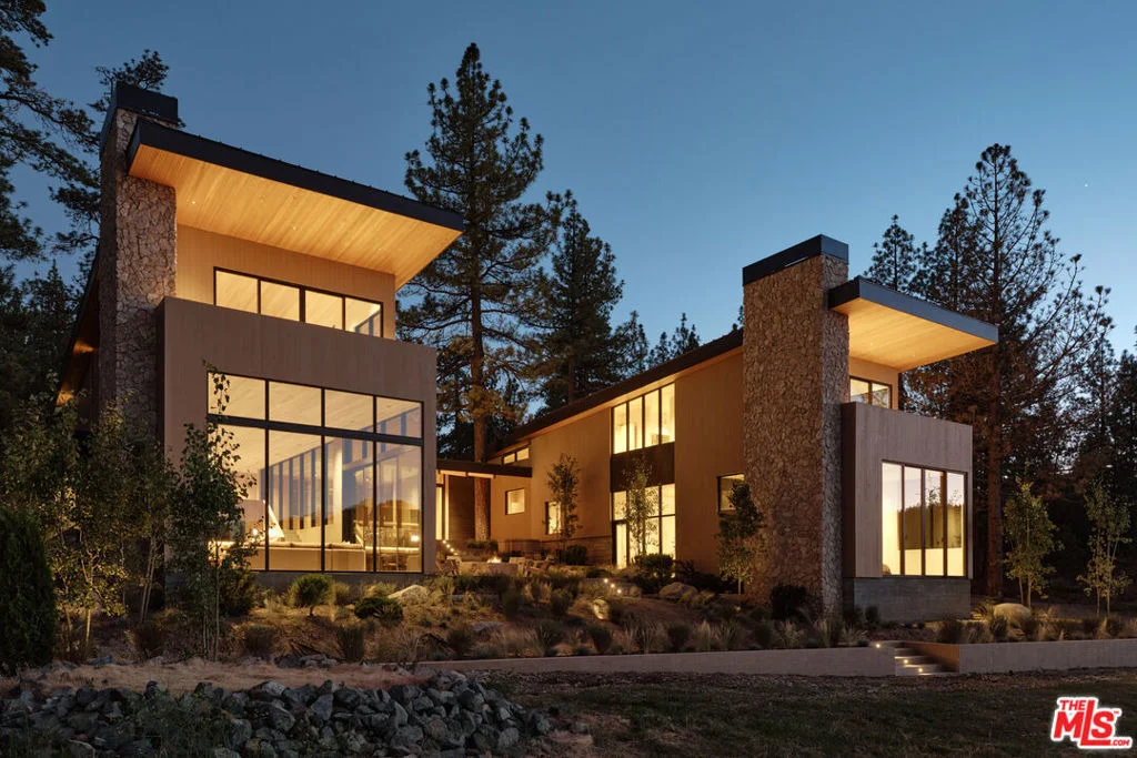Photo of 39224 Waterview Drive