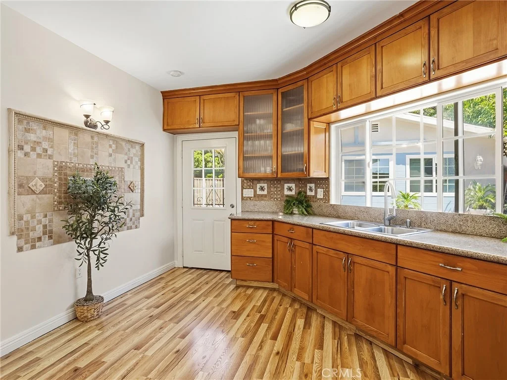 Photo of 3305 Community Avenue