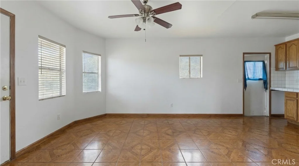 Photo of 7221 Otis