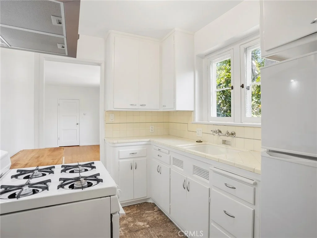 Photo of 1727 N Hill Avenue