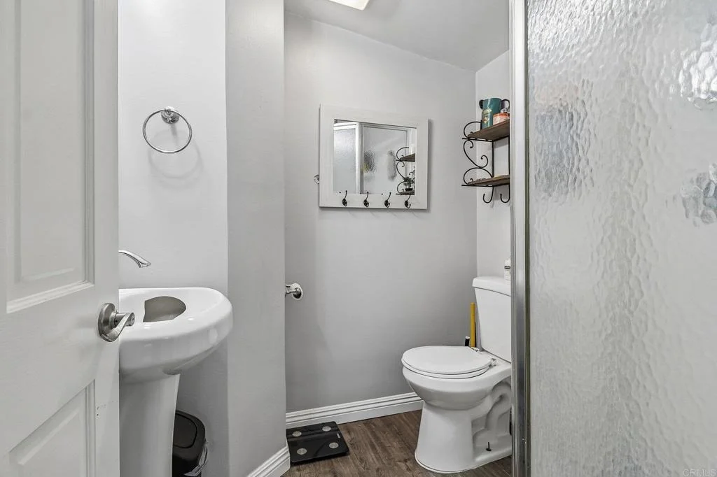 Photo of 9535 Lakeview Drive
