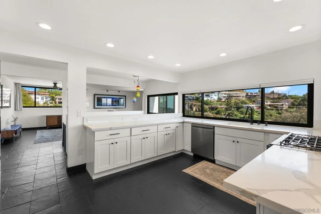 Photo of 7949 Pasadena Avenue