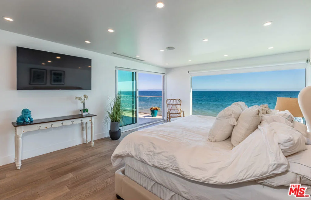 Photo of 26050 Pacific Coast Highway