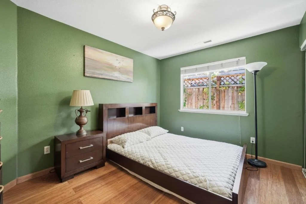 Photo of 1055 Eagle Drive