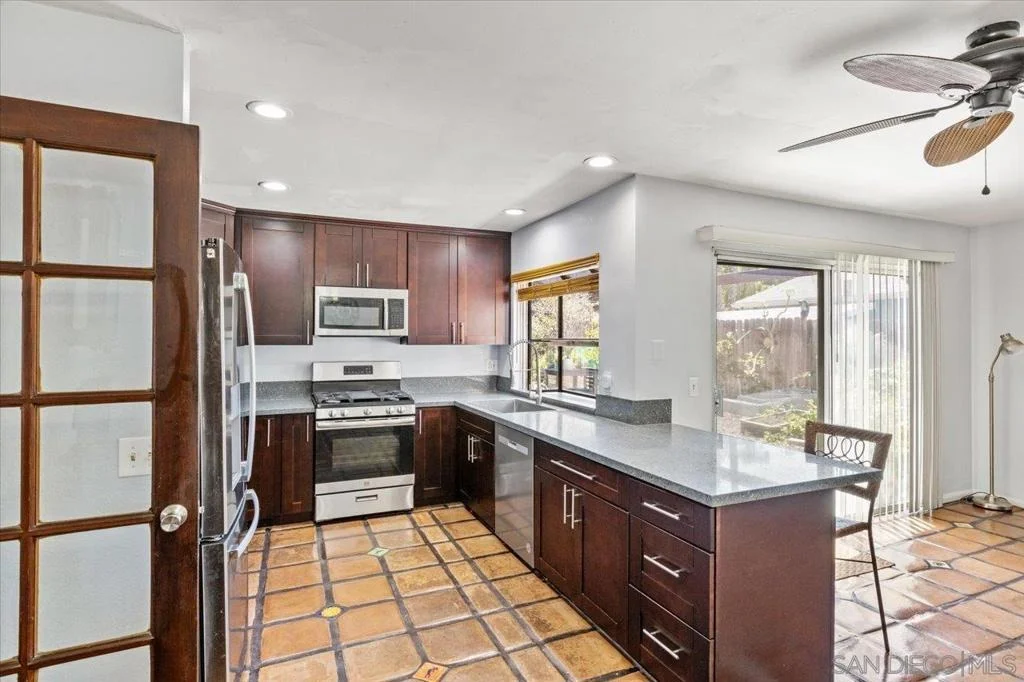 Photo of 2337 Fallingleaf