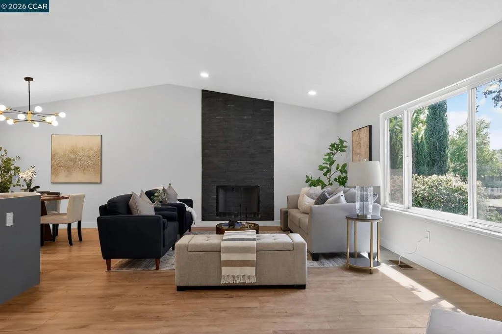 Photo of 19036 Junipero Serra Drive