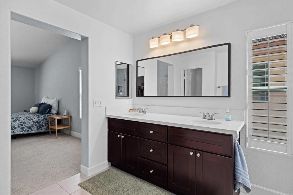 Photo of 765 Avenida Abeja