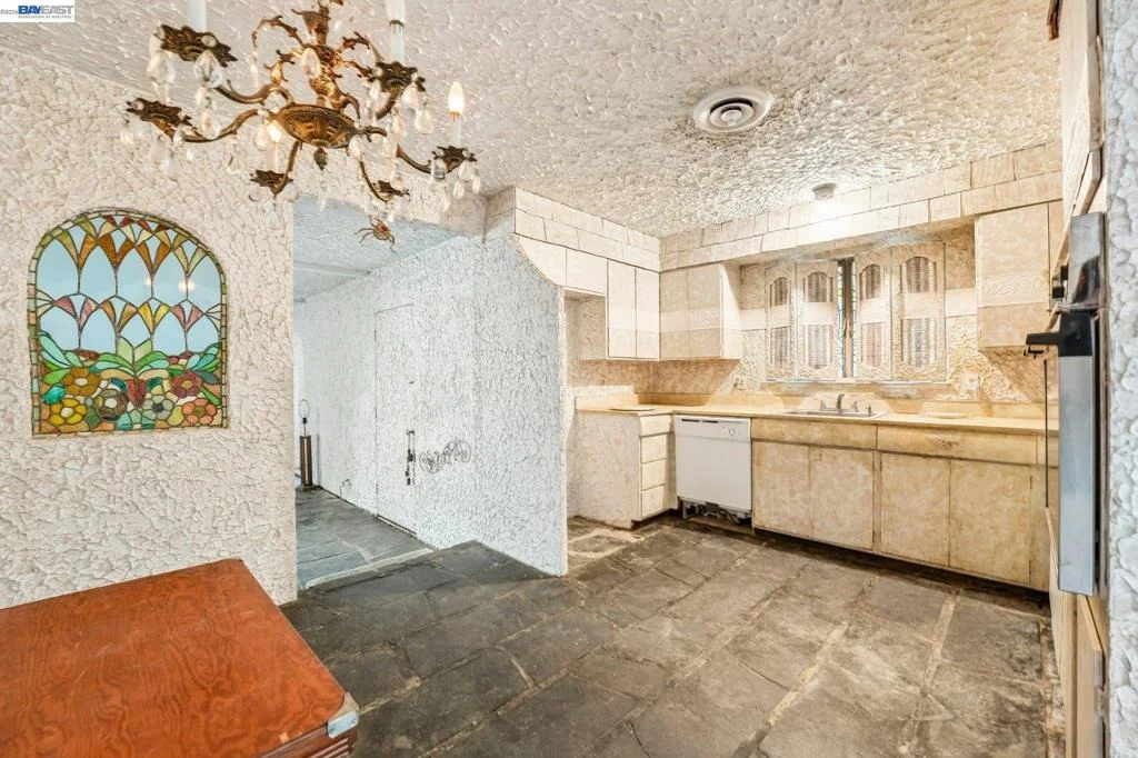 Photo of 1890 Bernice Way