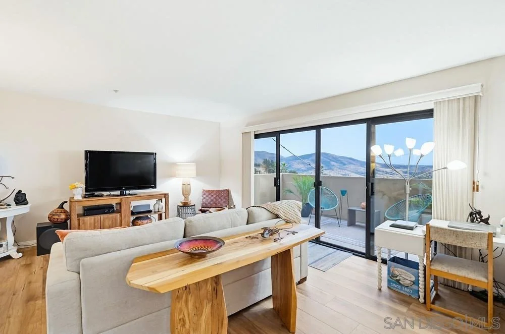 Photo of 9634 Eucalyptus St