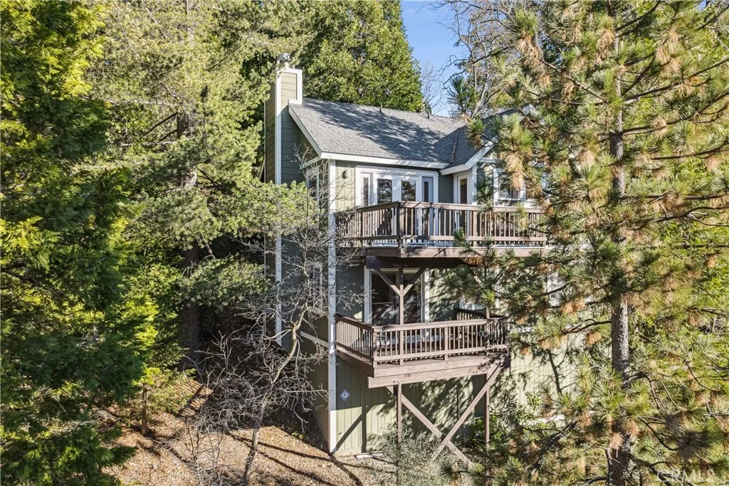Photo of 305 Summit Road