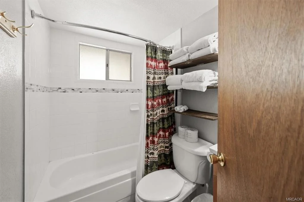 Photo of 43050 Sunset Drive