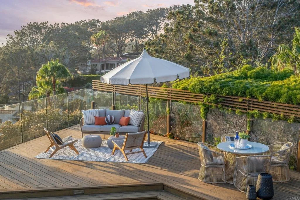Photo of 280 Torrey Pines Terrace