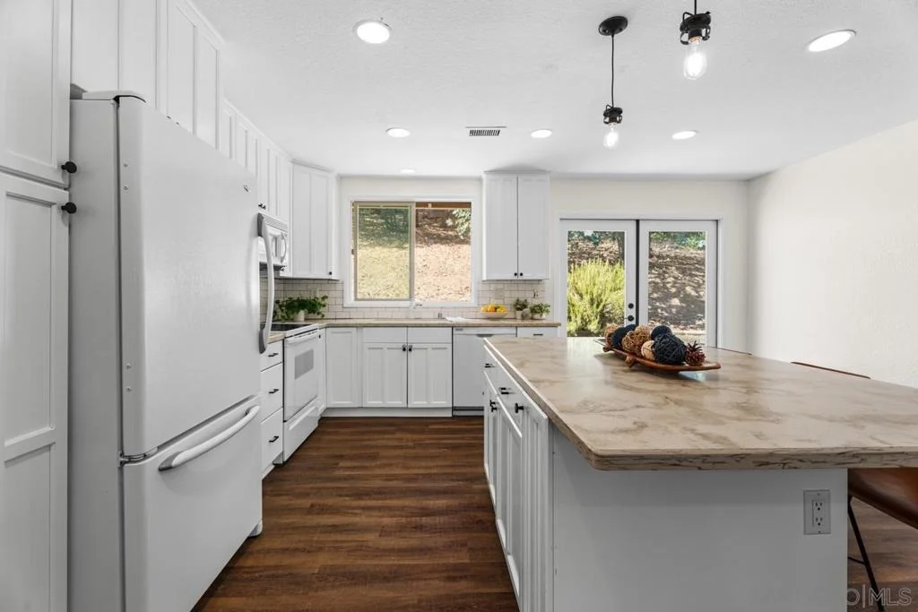 Photo of 3004 Pine Crest