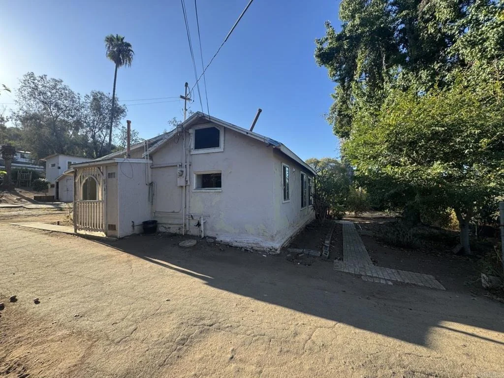 Photo of 726 Valley Drive