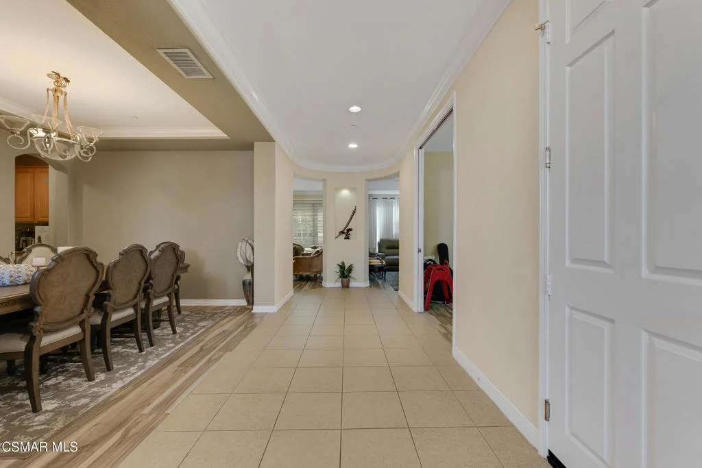 Photo of 5588 California Oak Street