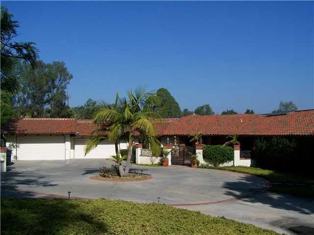 Photo of 13552 Del Poniente Road