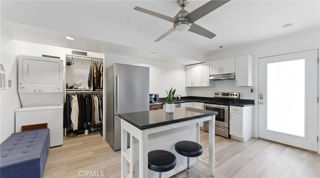 Photo of 520 W Hermosa