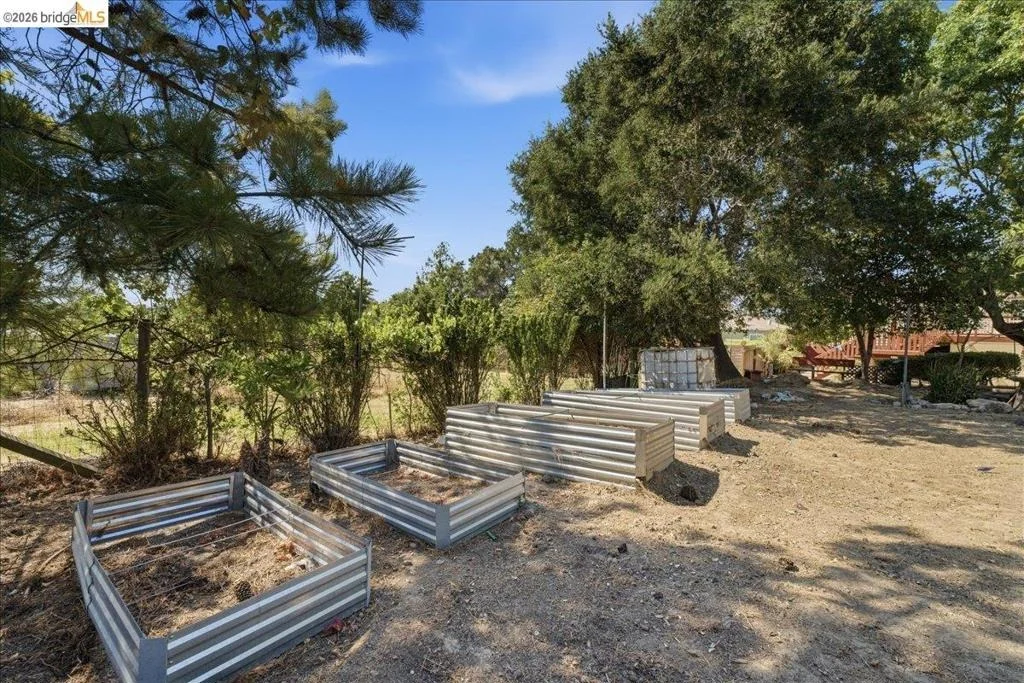Photo of 2721 Hidden Ln