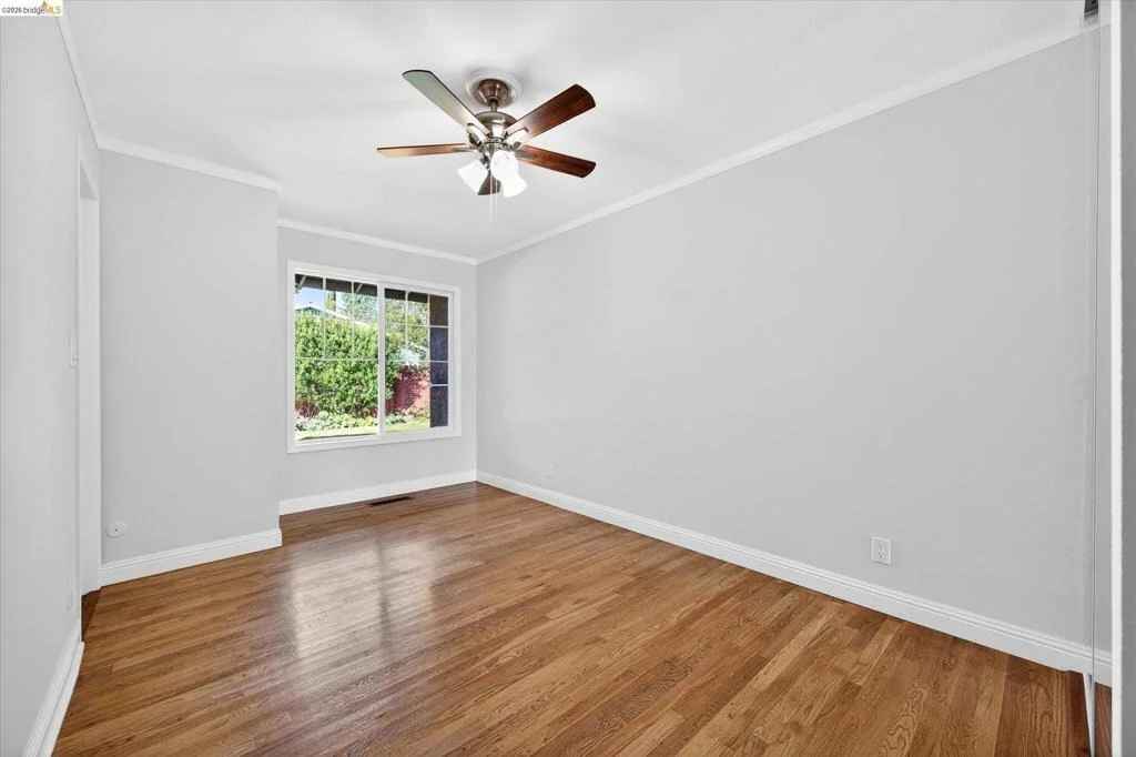 Photo of 901 Helix Dr