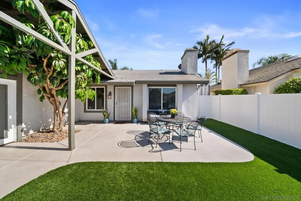 Photo of 9693 Follett Drive