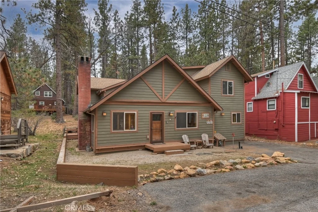 Photo of 41471 Comstock