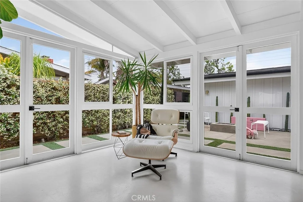 Photo of 3065 Stevely