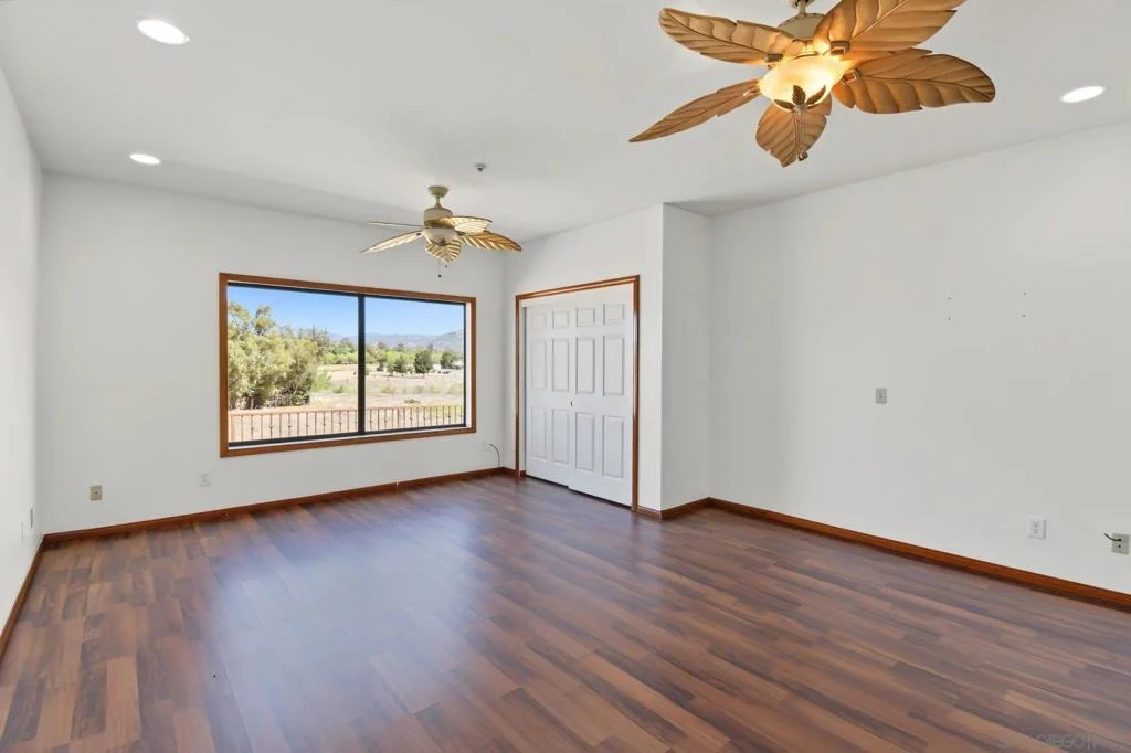 Photo of 333 Thomsen Way