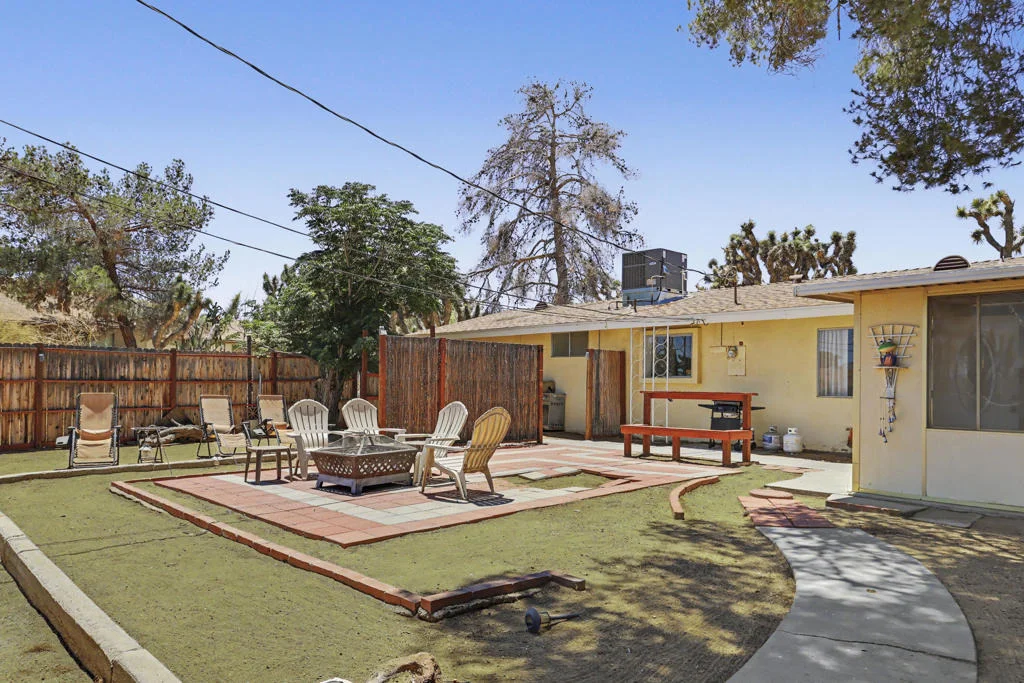 Photo of 7603 Fox Trail