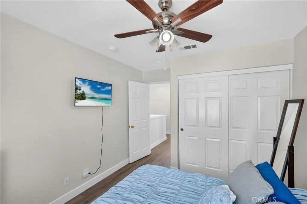 Photo of 41211 Pine Tree