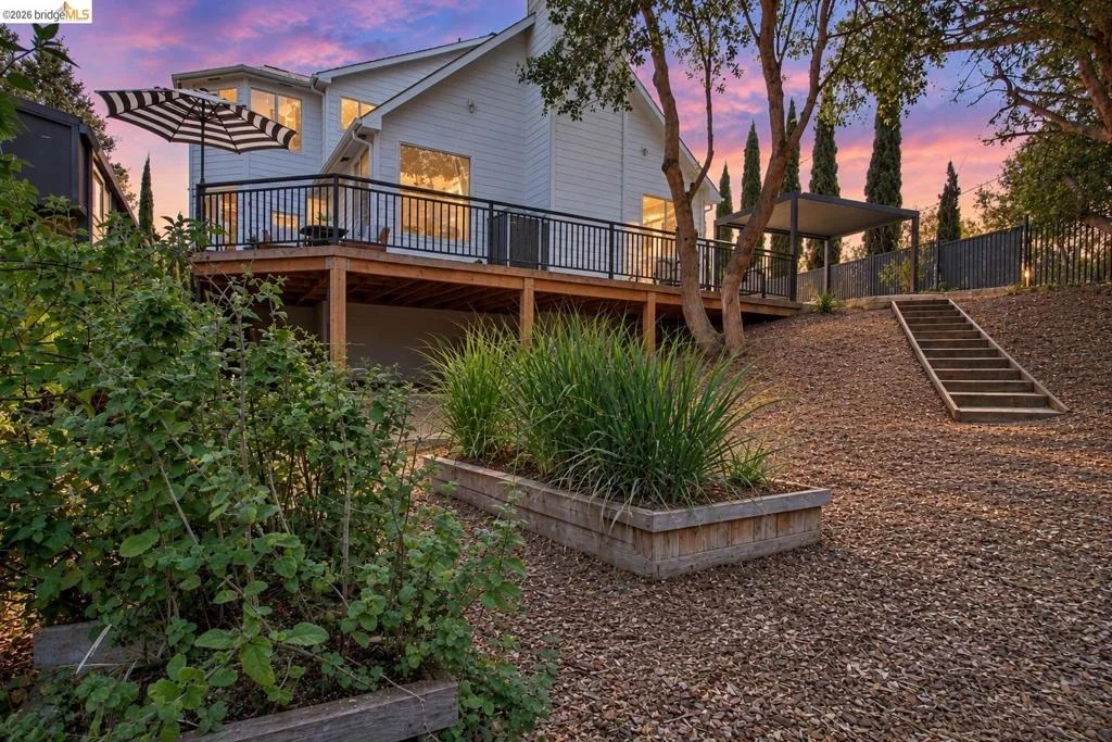 Photo of 2223 Rancho Rd
