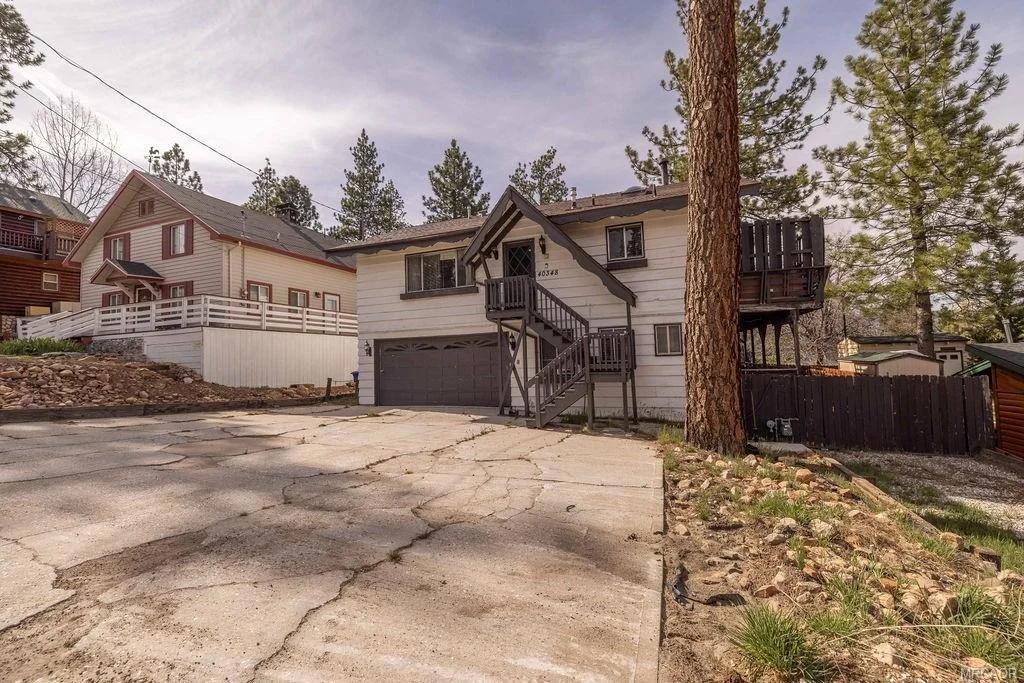 Photo of 40348 Cliff Lane