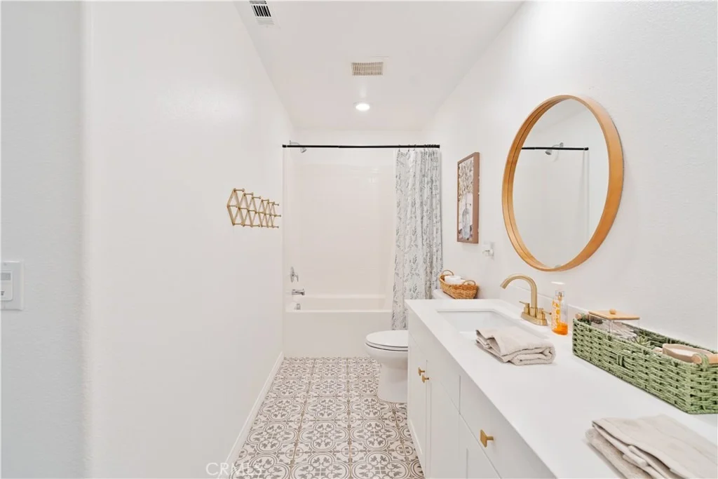 Photo of 1028 Coriander