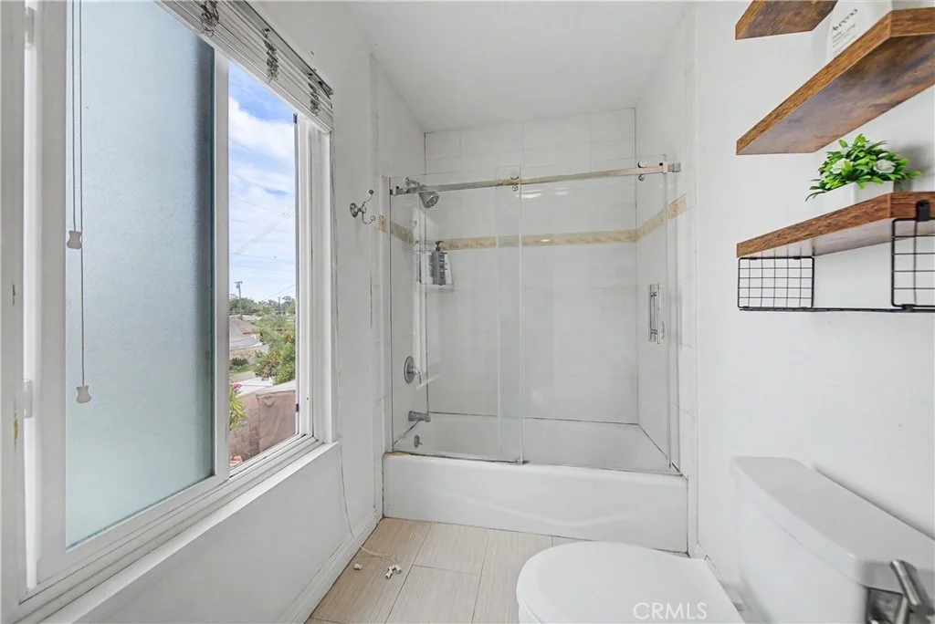 Photo of 13038 Parkview
