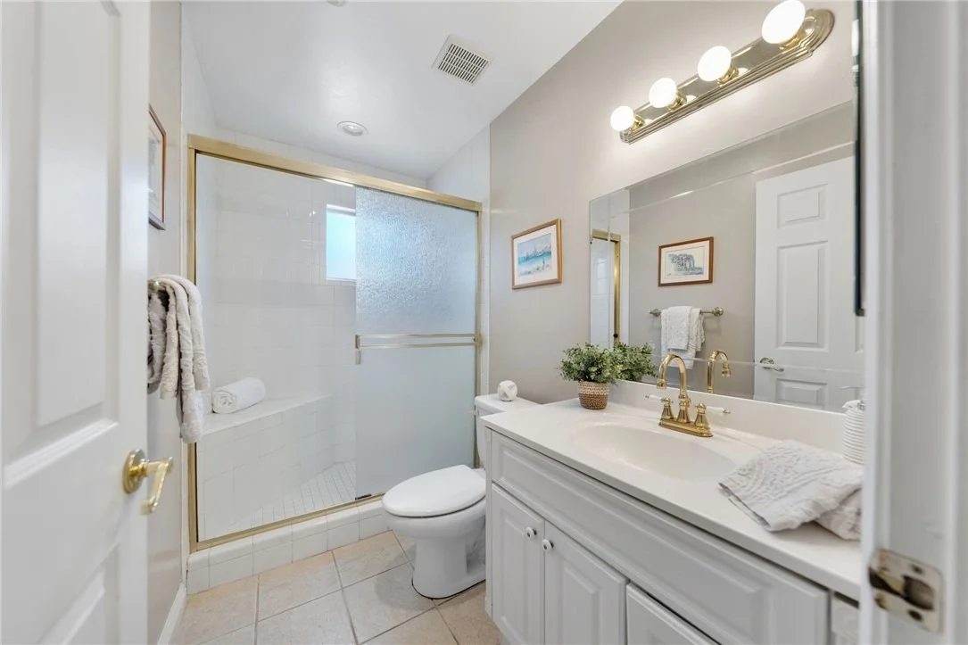 Photo of 2713 E Mission