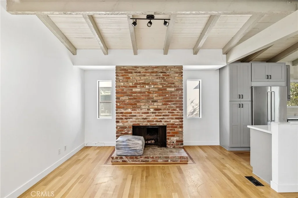 Photo of 959 2nd