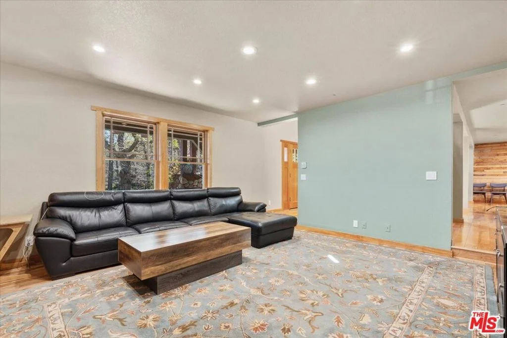 Photo of 28200 Pine Canyon Road