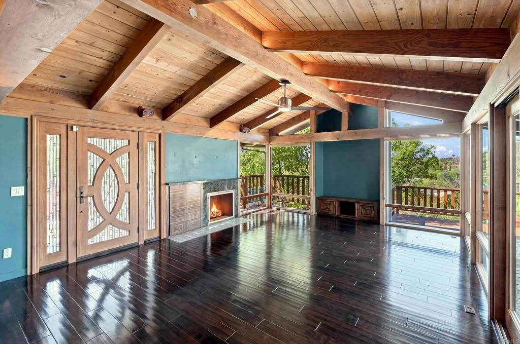 Photo of 4525 Lyons Drive