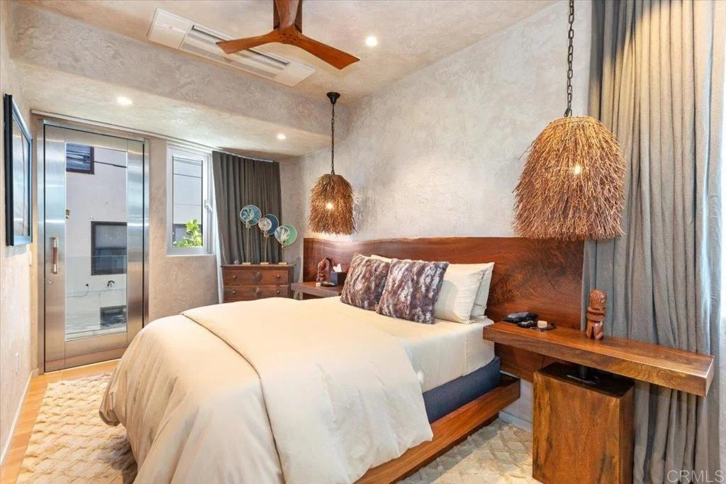 Photo of 3709 Ocean Front Walk