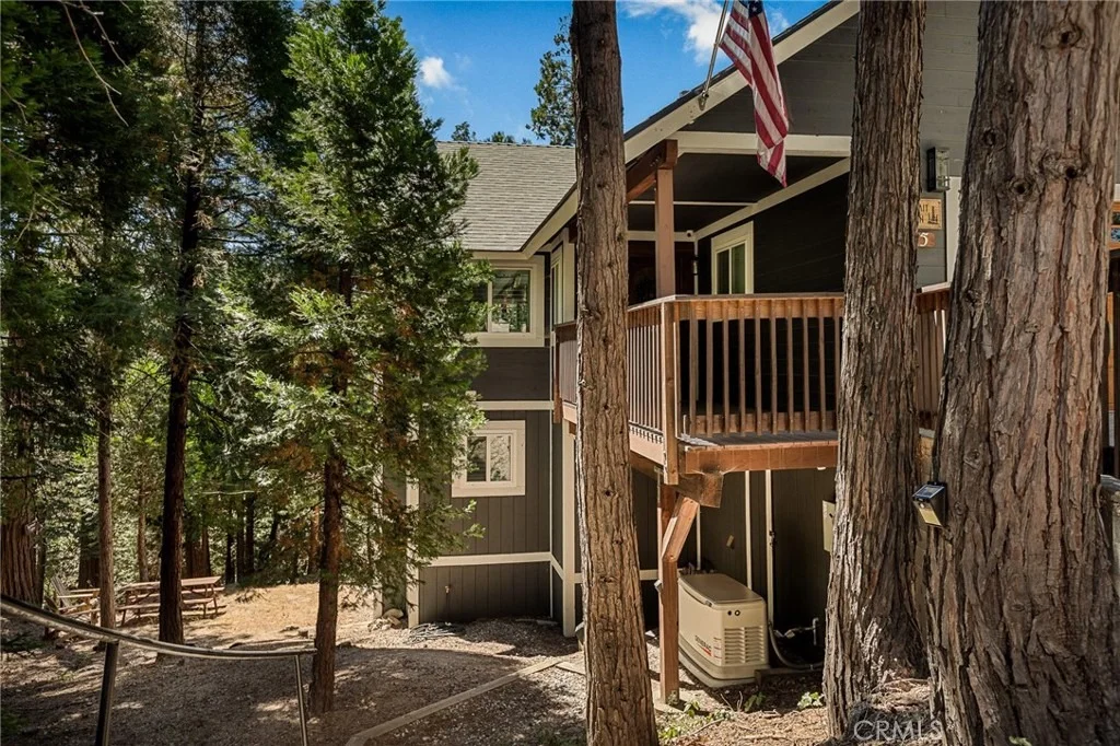 Photo of 345 Summit Road