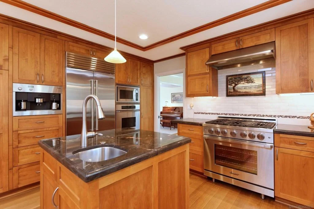 Photo of 8745 Robin Hood Lane