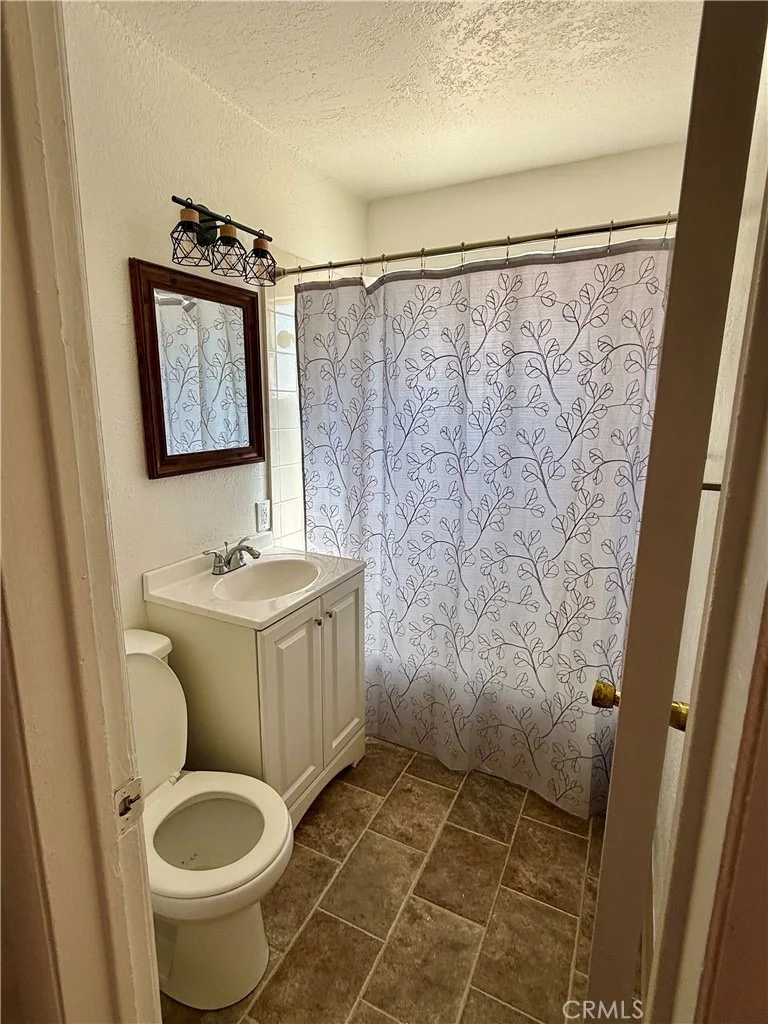 Photo of 1020 W 24th