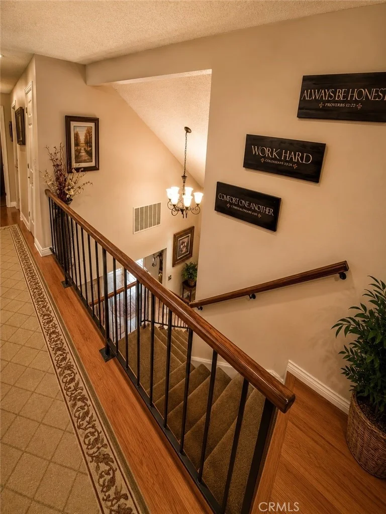 Photo of 15558 Gundry