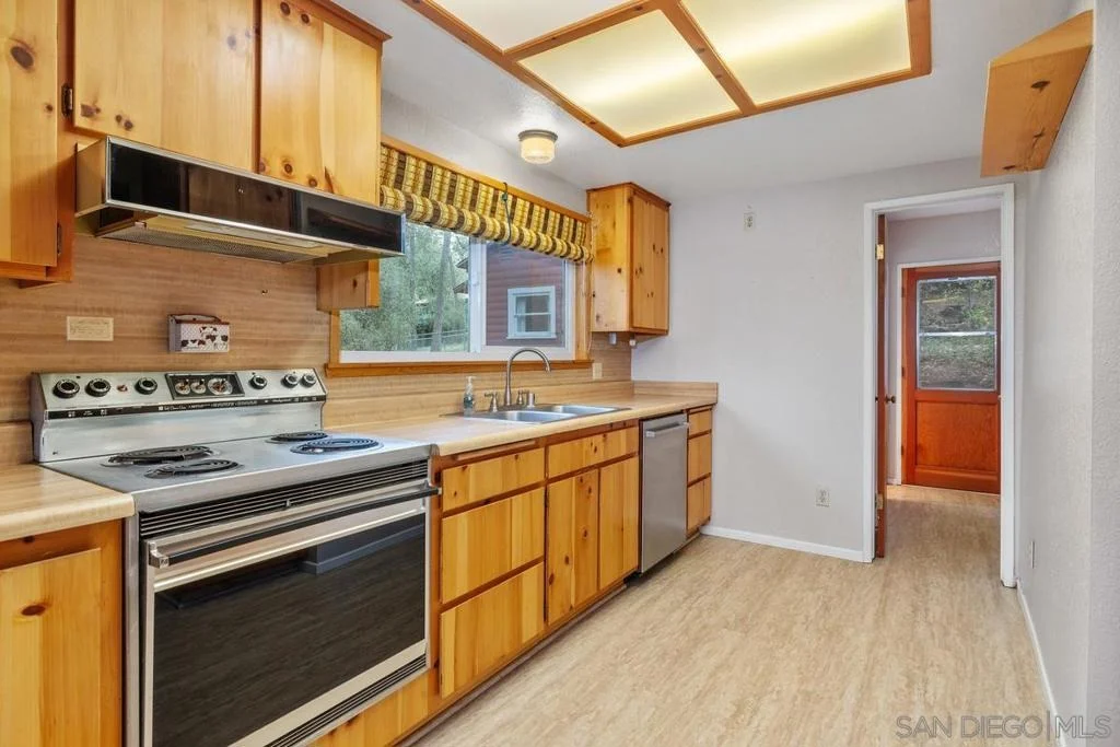 Photo of 8043 Buckthorn Trl