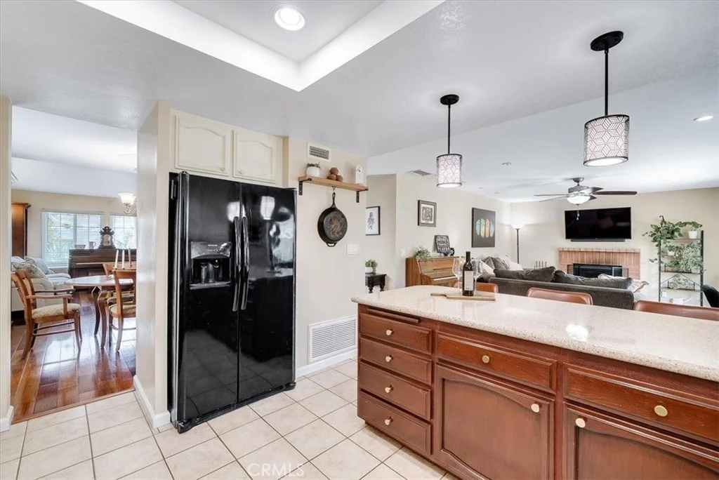 Photo of 9048 Meadowrun