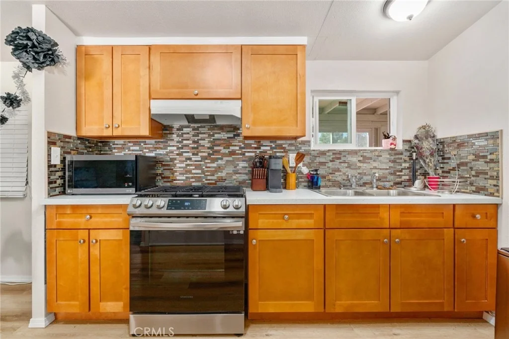 Photo of 11524 Paramount Road