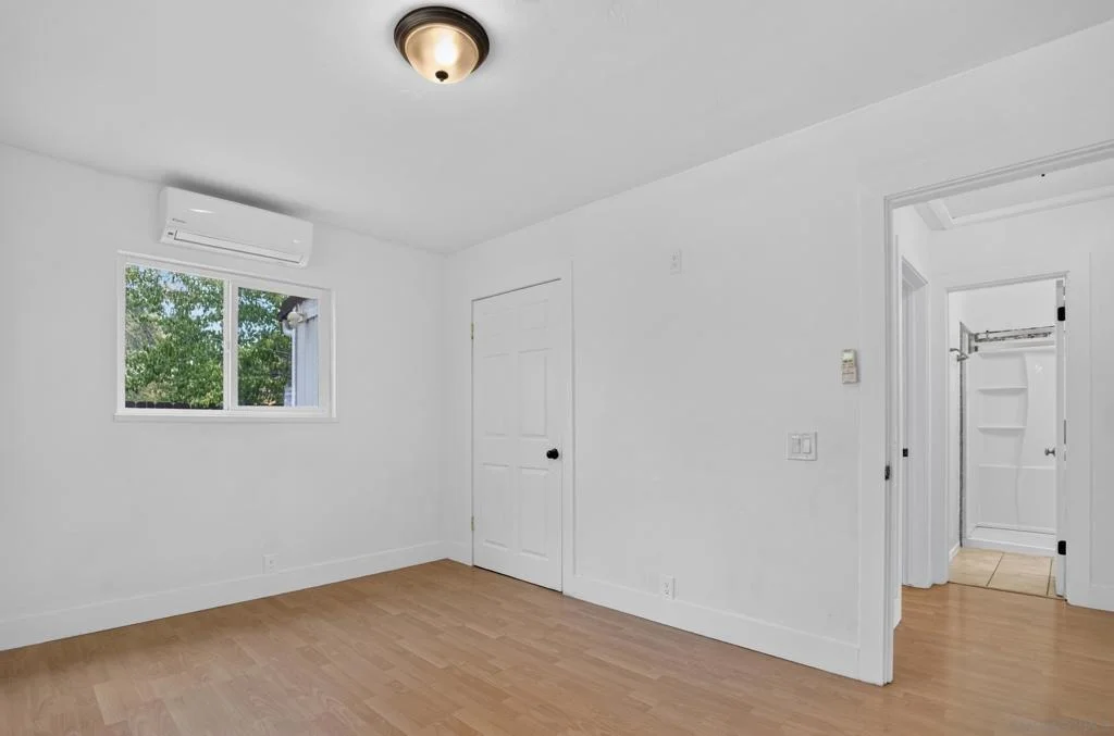 Photo of 2529 Marygold