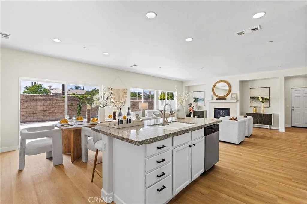 Photo of 6895 Riverglen Court
