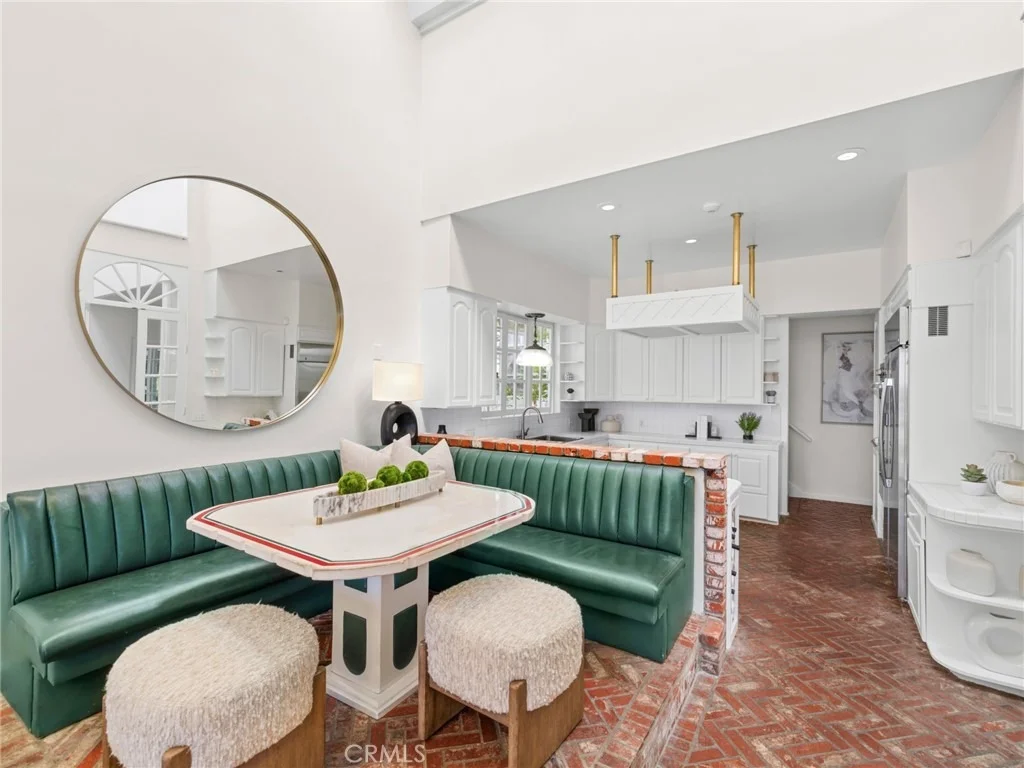 Photo of 2311 Cliff Drive