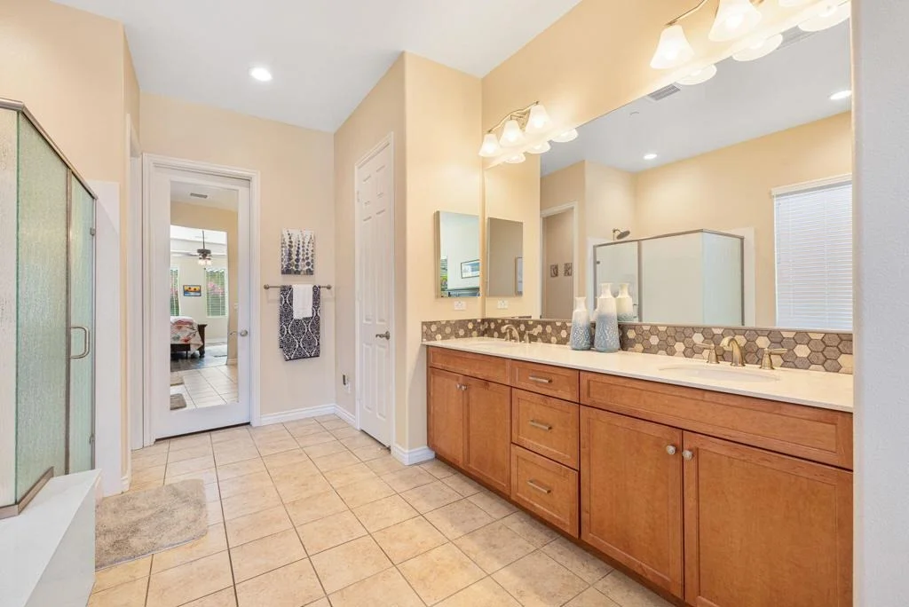 Photo of 43086 Borretti Way
